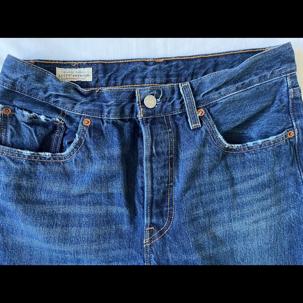 Levi's Premium 501 Original Fit Size 28x32 Denim Jeans